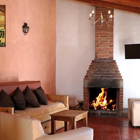 Hotel Bugamvillas טפאלפה מראה חיצוני תמונה
